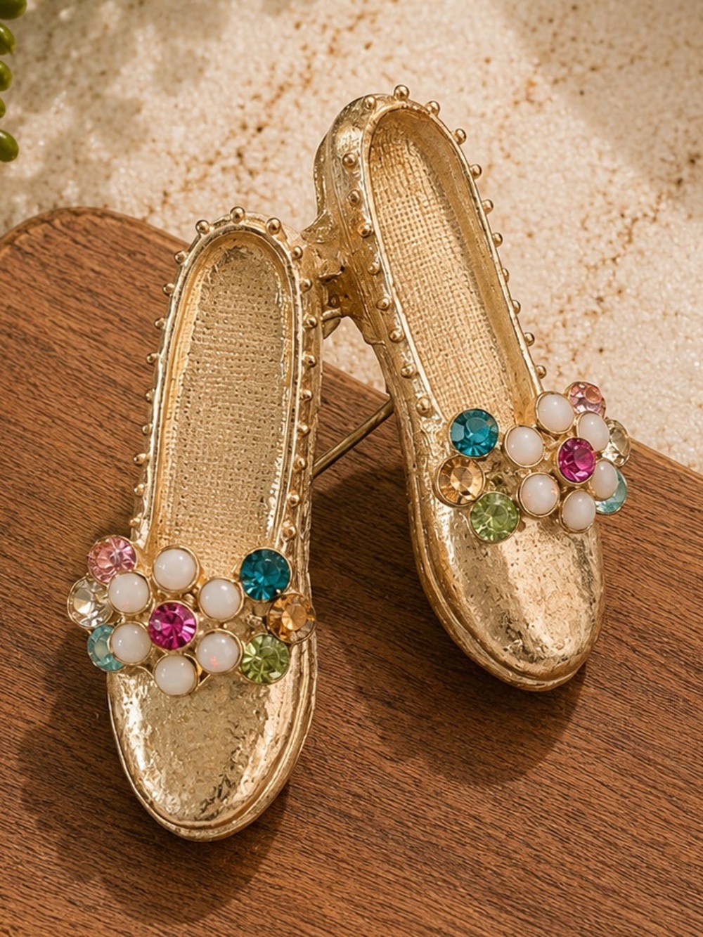 BROOCH- Golden Shoes with Rhinestones